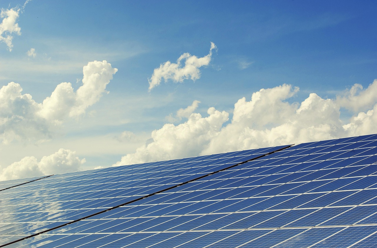 optimisez vos coûts et votre consommation grâce à une planification énergétique efficace : stratégies, outils et conseils pour des organisations durables.