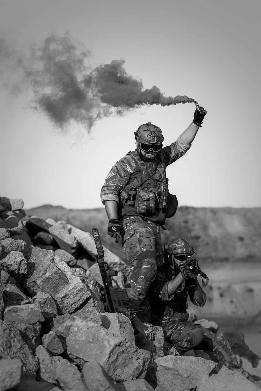 découvrez les différentes stratégies de camouflage utilisées par les animaux pour se protéger des prédateurs et survivre dans leur environnement.