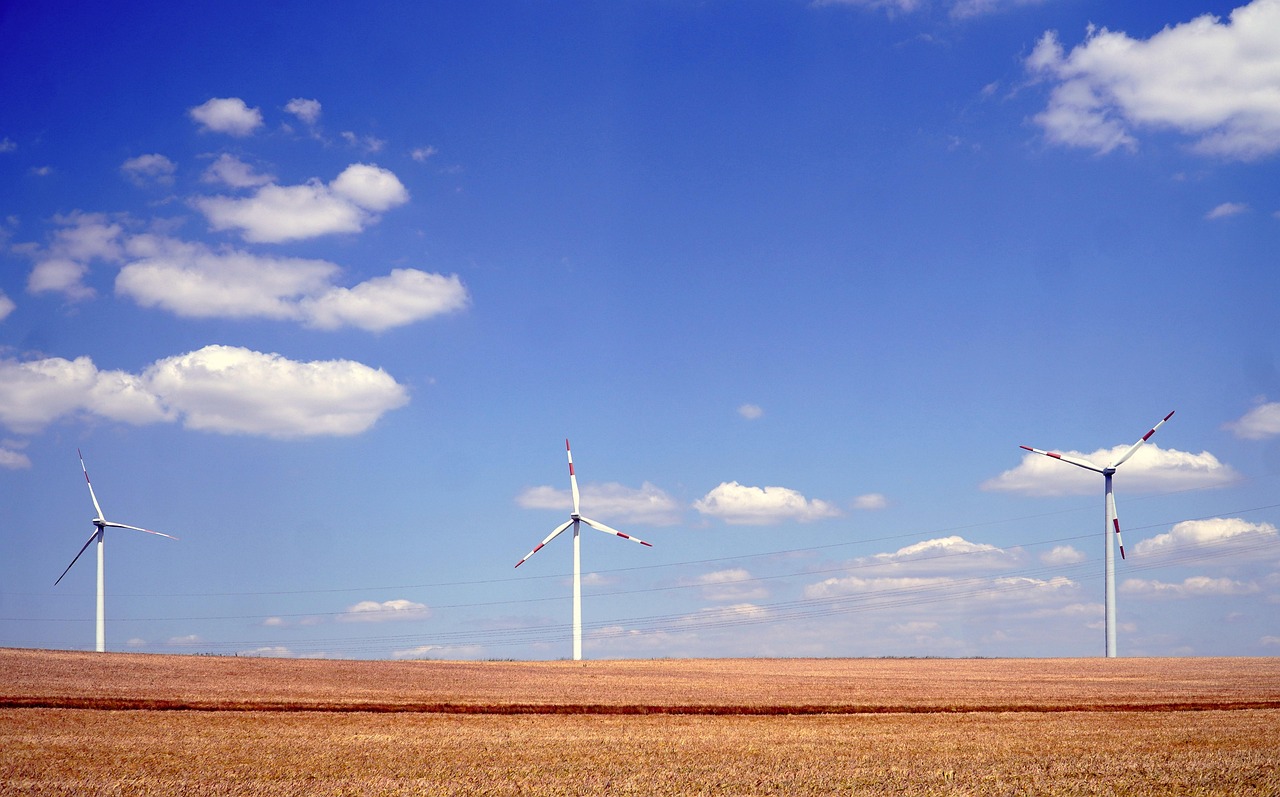 découvrez les enjeux et solutions de la transition énergétique pour un avenir durable et respectueux de l'environnement.