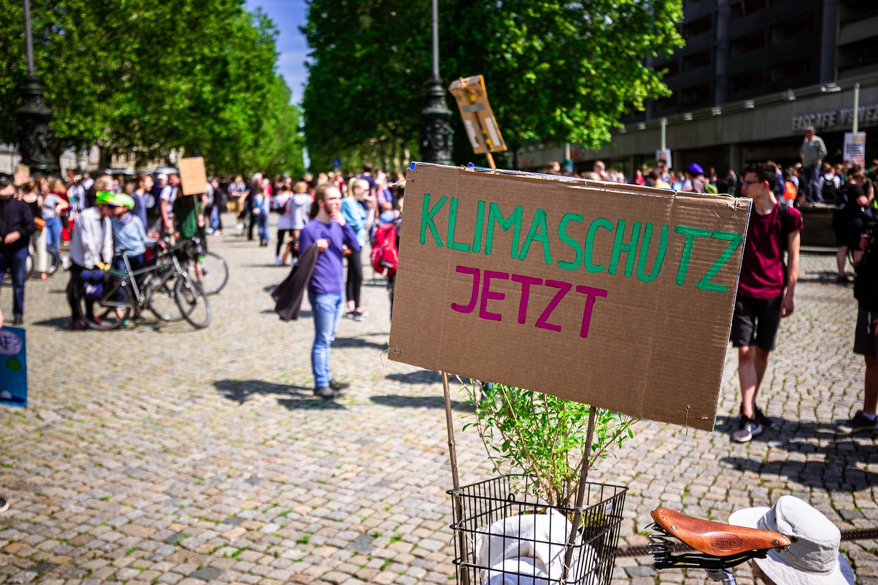 participez à notre consultation sur le climat pour partager vos idées et contribuer à des solutions durables. ensemble, agissons pour un avenir meilleur et protégeons notre planète.