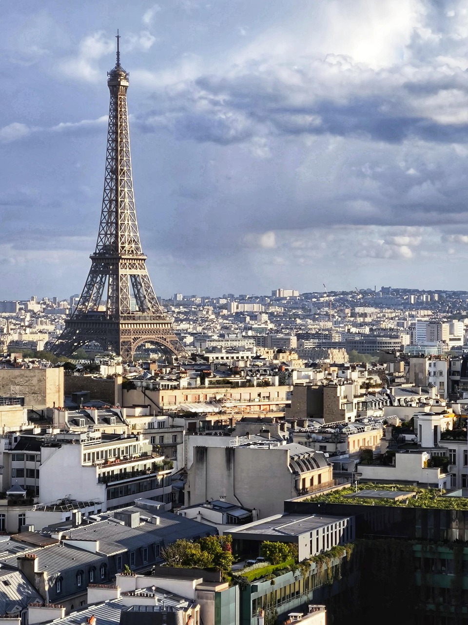 découvrez le contenu et l'impact de l'accord de paris, un traité international majeur visant à lutter contre le changement climatique en limitant le réchauffement planétaire. informez-vous sur les engagements des pays participants et les actions mises en œuvre pour un avenir durable.