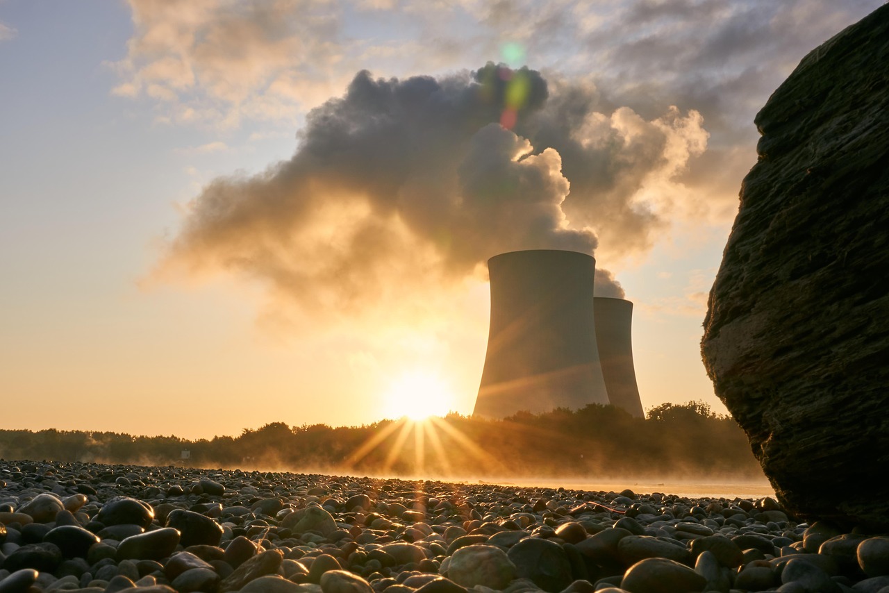 découvrez les petites centrales nucléaires, une solution innovante et compacte pour une production d'énergie sûre, efficace et respectueuse de l'environnement.