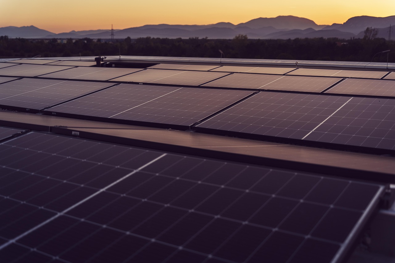 découvrez les avantages de l'énergie solaire, une source d'énergie renouvelable et durable qui réduit votre empreinte carbone tout en diminuant vos factures d'électricité. informez-vous sur les technologies, les installations et les bénéfices de l'énergie solaire pour votre maison ou votre entreprise.