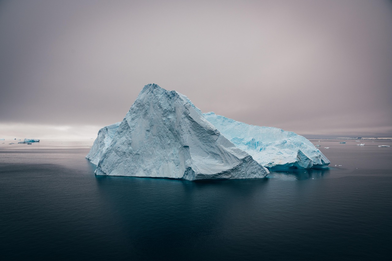 découvrez le climat neigeux : caractéristiques, zones géographiques concernées et impact sur l'environnement et les activités hivernales.